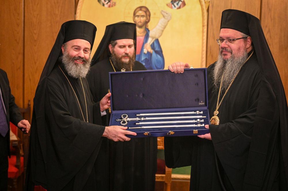 Στη Λάρισα έφθασε ο Αρχιεπίσκοπος Αυστραλίας Μακάριος - Ξεκίνησαν οι εορτασμοί για τον Πολιούχο της πόλης, Άγιο Αχίλλιο 