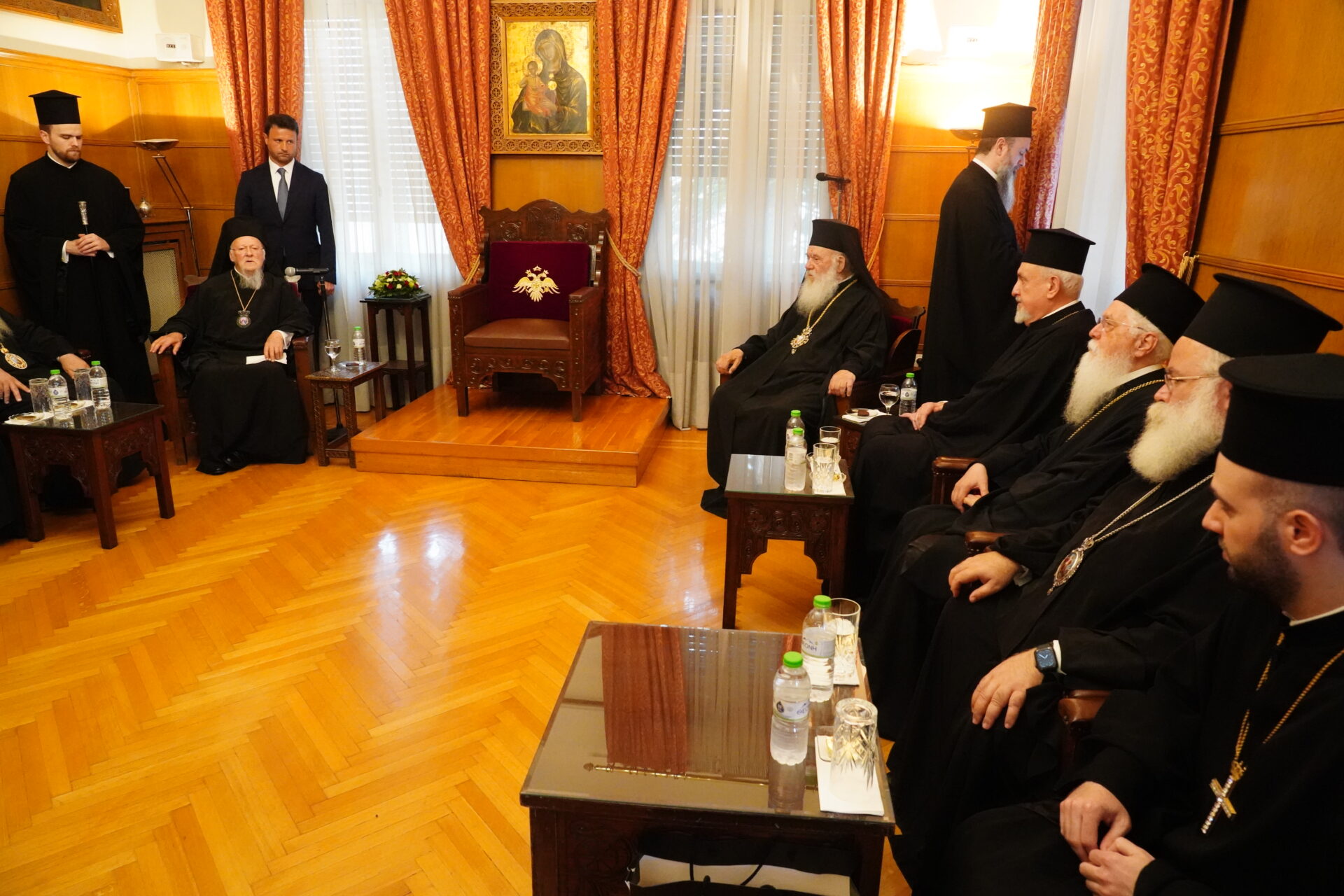 Στην Αθήνα μετέβη ο Οικουμενικός Πατριάρχης για την τελετή παραλαβής του Ιερού Ναού του Αγ. Νικολάου 1