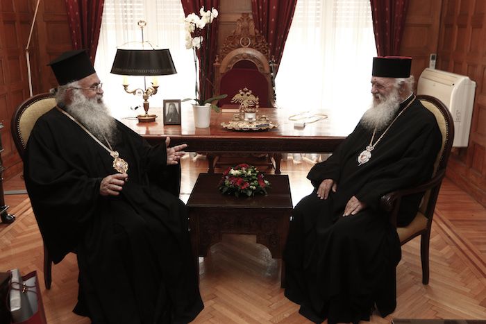 Τον Αρχιεπίσκοπο Κύπρου Γεώργιο δέχθηκε ο Αρχιεπίσκοπος Αθηνών Ιερώνυμος στα γραφεία της Ι.Α.Α.