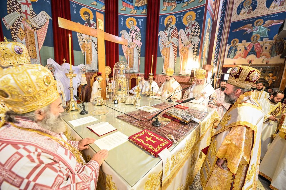 Τον πολιούχο της Άγιο Αχίλλιο εορτάζει η Λάρισα 