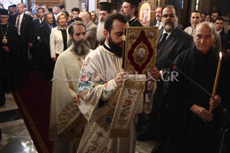Κυριακάτικη Θεία Λειτουργία για την εορτή των Αγίων Κωνσταντίνου και Ελένης στον Άγιο Νικόλαο Πτωχοκομείου Αθηνών