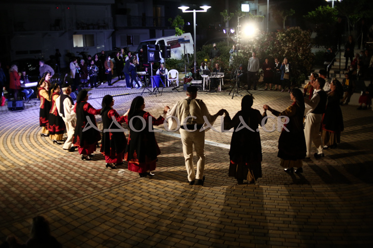 ιερός_ναός_αγίων_τιμοθέου_και_μαύρας_ηλιουπολη_αθηνα_πανηγυρι_2023_εσπερινος_λιτανεία_εκδήλωση_χοιροι (4 of 62)