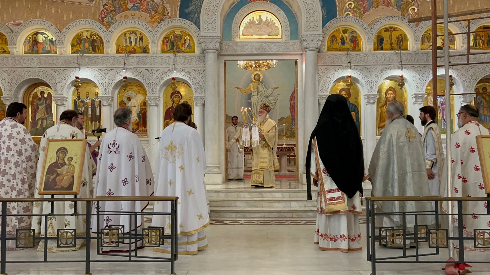 Αρχιεπισκοπική Θεία Λειτουργία και χειροτονία στον Καθεδρικό των Τιράνων 