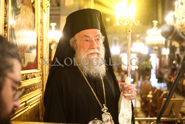 ΦΩΤΟΡΕΠΟΡΤΑΖ: Ο Μητροπολίτης Ελευθερουπόλεως Χρυσόστομος στον πανηγυρίζοντα Άγιο Παύλο οδού Ψαρών 
