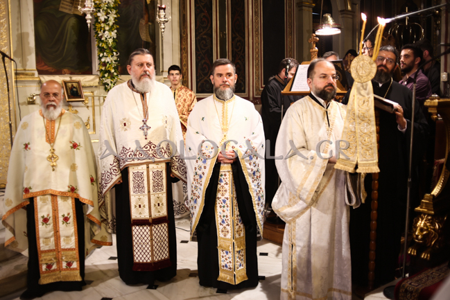 ΦΩΤΟΡΕΠΟΡΤΑΖ: Ο Μητροπολίτης Ελευθερουπόλεως Χρυσόστομος στον πανηγυρίζοντα Άγιο Παύλο οδού Ψαρών 