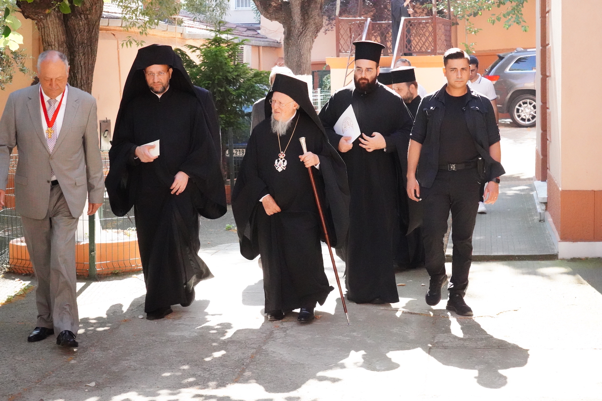 O Οικουμενικός Πατριάρχης στον πανηγυρίζοντα Ιερό Ναό Δώδεκα Αποστόλων Φερίκιοϊ