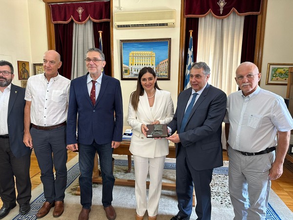 Επαφές της Υφυπουργού Ναυτιλίας στην Αθήνα