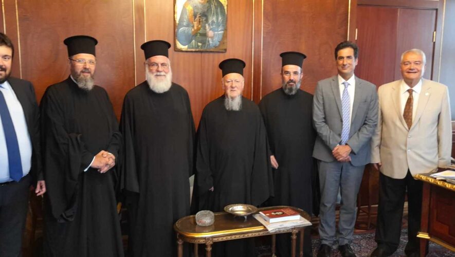 Η Ειδική Συνοδική Επιτροπή επί Ειδικών Ποιμαντικών Θεμάτων στον Οικουμενικό Πατριάρχη Βαρθολομαίο