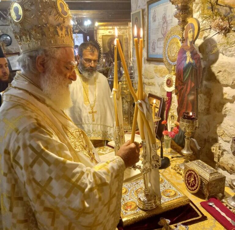 Θεία Λειτουργία στην Βόνη Πεδιάδος τέλεσε ο Μητροπολίτης Αρκαλοχωρίου Ανδρέας