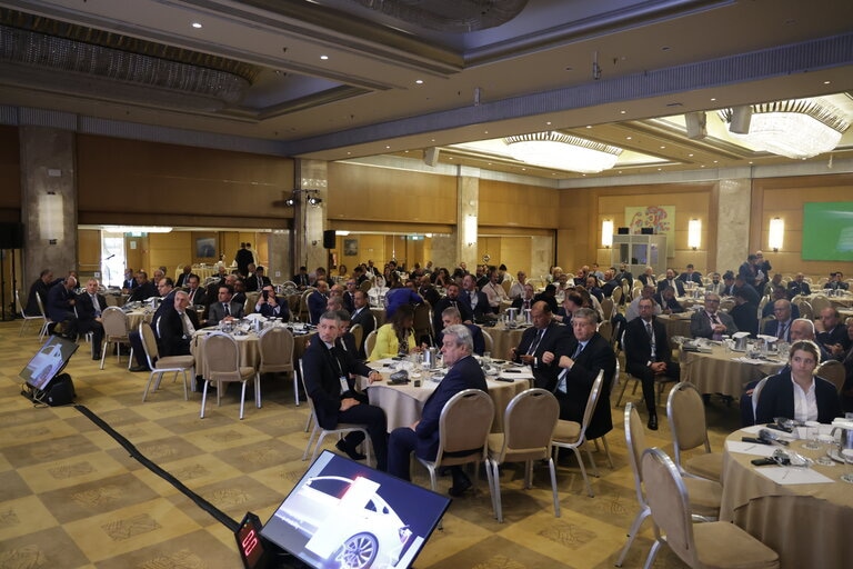 Με επιτυχία το «1ο Αραβο-Ελληνικό Ναυτιλιακό Συνέδριο» στην Αθήνα