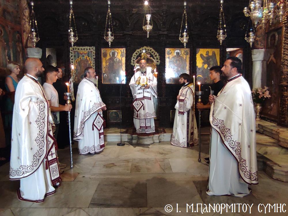 Στην Ιερά Μονή Πανορμίτη Σύμης Ιερούργησε τη Κυριακή Δ΄ Ματθαίου ο Μητροπολίτης Χρυσόστομος 