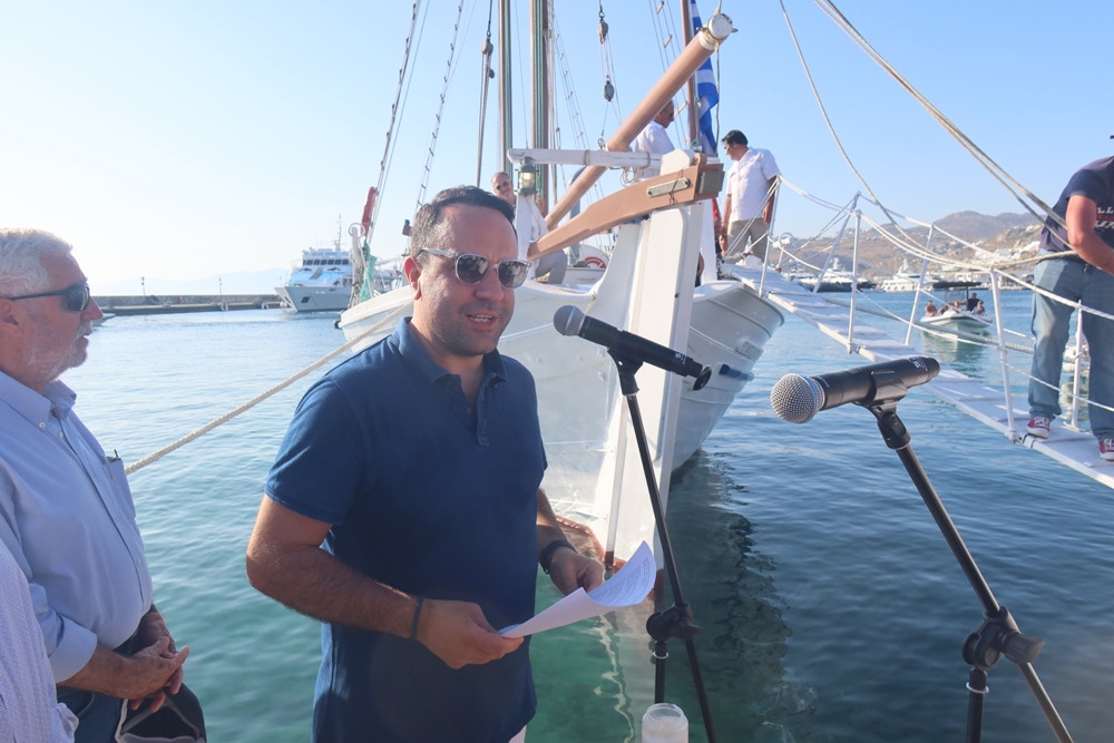 Σύρος Τον Αγιασμό του Ιστιοφόρου «Ευαγγελίστρια» τέλεσε ο Μητροπολίτης Δωρόθεος