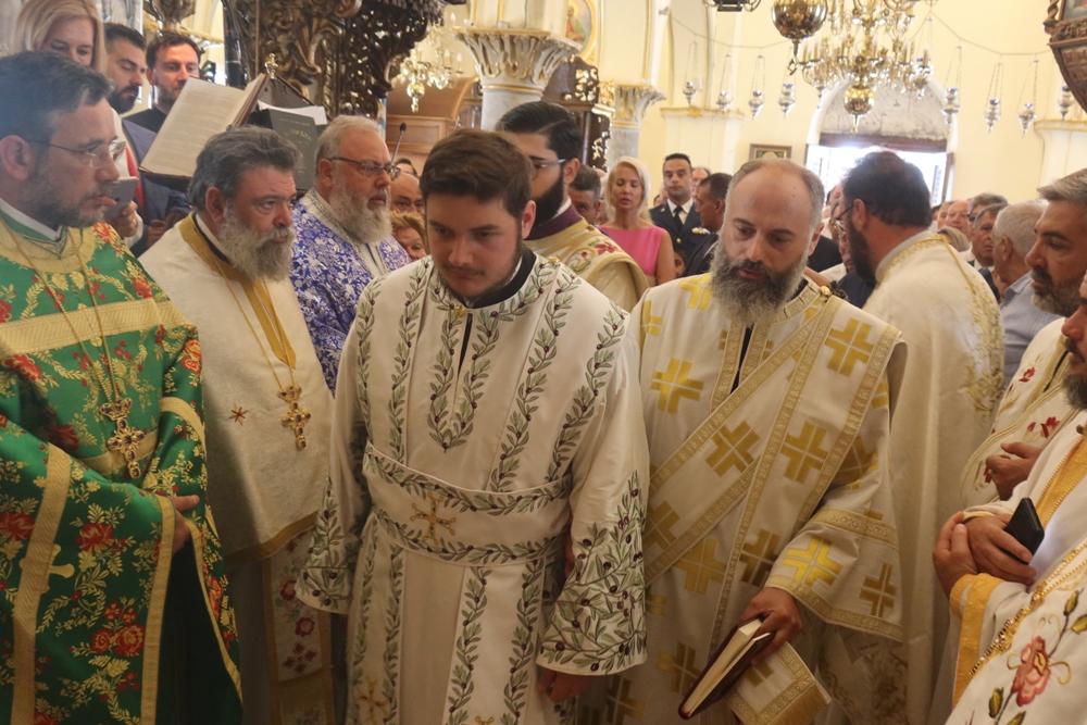 Η Απόδοση της Κοιμήσεως της Θεοτόκου και χειροτονία Διακόνου π. Φιλαρέτου Αδαμίδου στην Άνω Μερά Μυκόνου