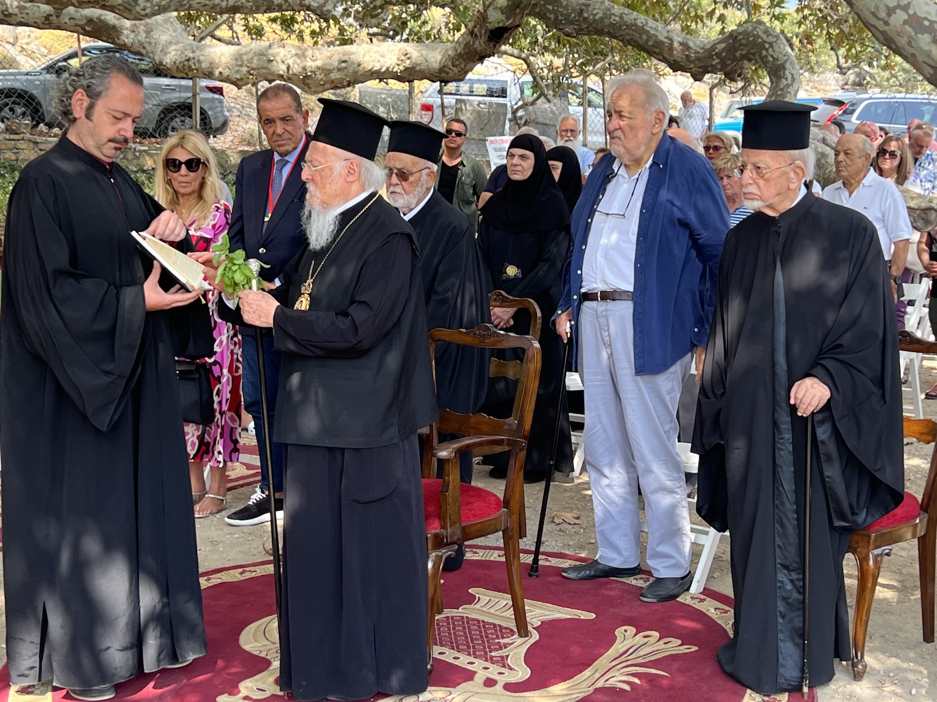 Ο Οικουμενικός Πατριάρχης στην υπαίθρια Θεία Λειτουργία στην Σπηλιά Αγριδίων Ίμβρου