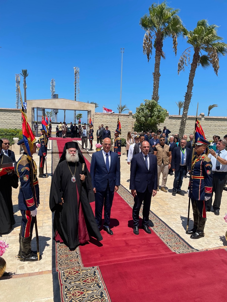 Συνάντηση του Πατριάρχη Αλεξανδρείας με τον Πρωθυπουργό της Ελλάδος στο Ελ Αλαμέιν
