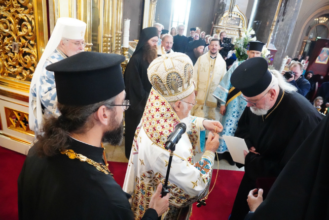 Πλήθος πιστών στην Πατριαρχική Θεία Λειτουργία στο Ελσίνκι της Φινλανδίας 