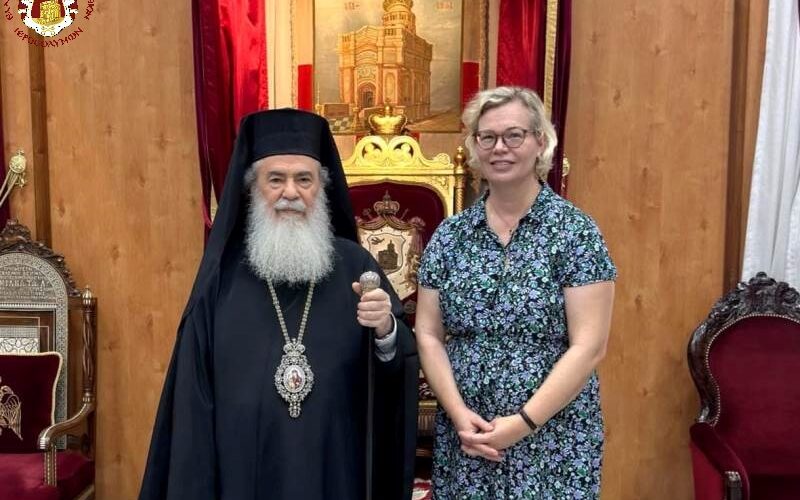 Η πρέσβης της Φινλανδίας Päivi Peltokoski στον Πατριάρχη Ιεροσολύμων Θεόφιλο