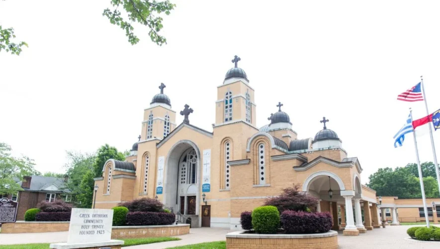 Ο Ελληνορθόδοξος Καθεδρικός Ναός της Αγίας Τριάδας γιορτάζει τα 100 χρόνια στην κοινότητα Charlotte