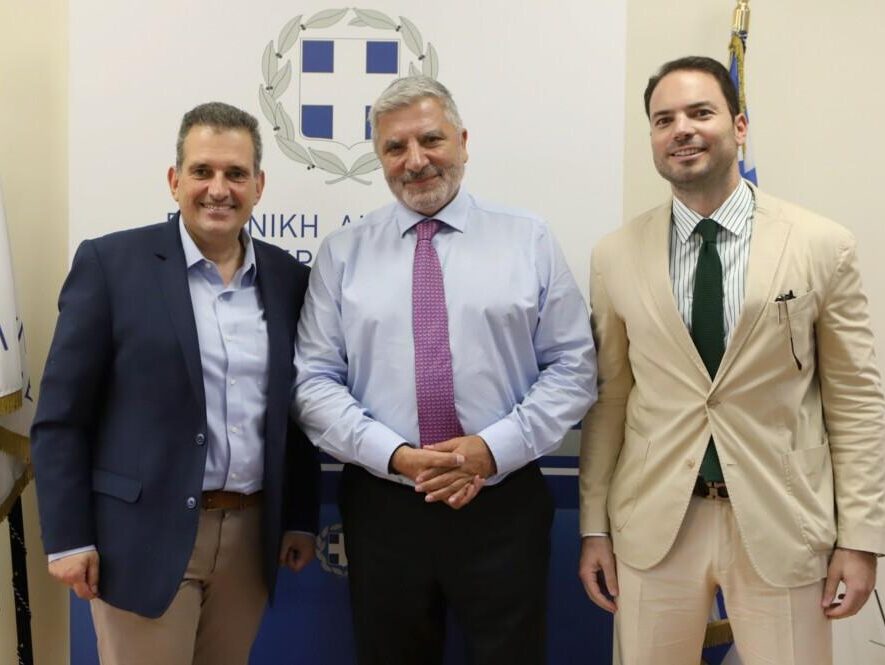 «Πράσινο» φως για την τοποθέτηση οικολογικών βυθιζόμενων συστημάτων αποθήκευσης απορριμμάτων στη Καλλιθέα
