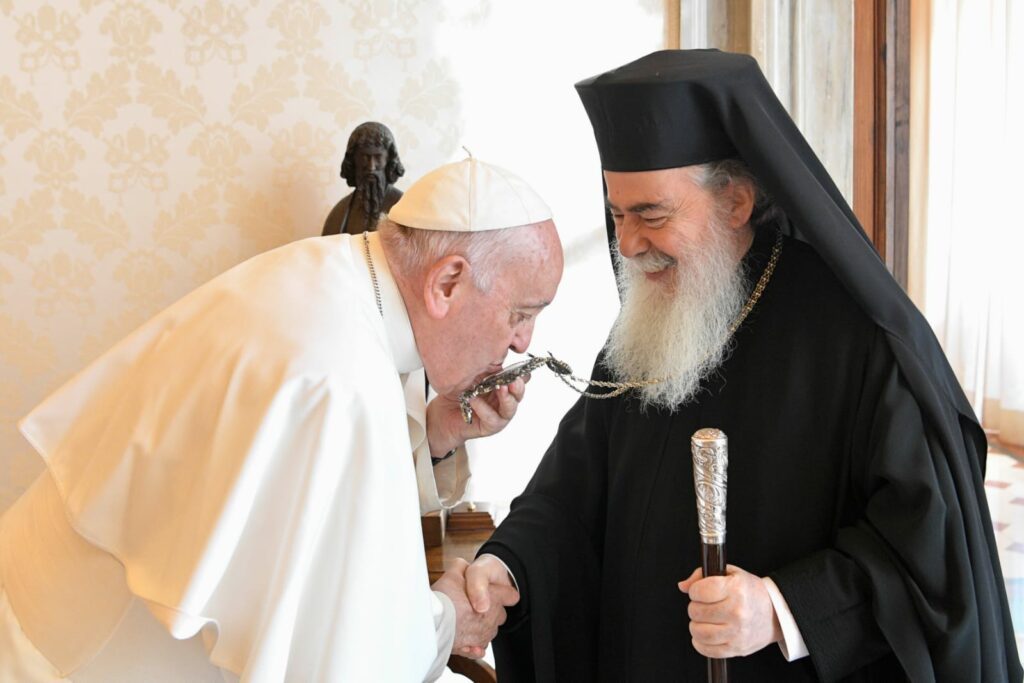 Σημαντικό βήμα του Ελληνορθόδοξου Πατριάρχη Θεόφιλου για την συμφιλίωση Ουκρανίας-Ρωσίας