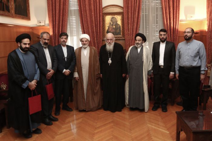 Αρχιεπίσκοπος Αθηνών Ιερώνυμος «Να σταματήσει ο πόλεμος και να αρχίσει διάλογος»