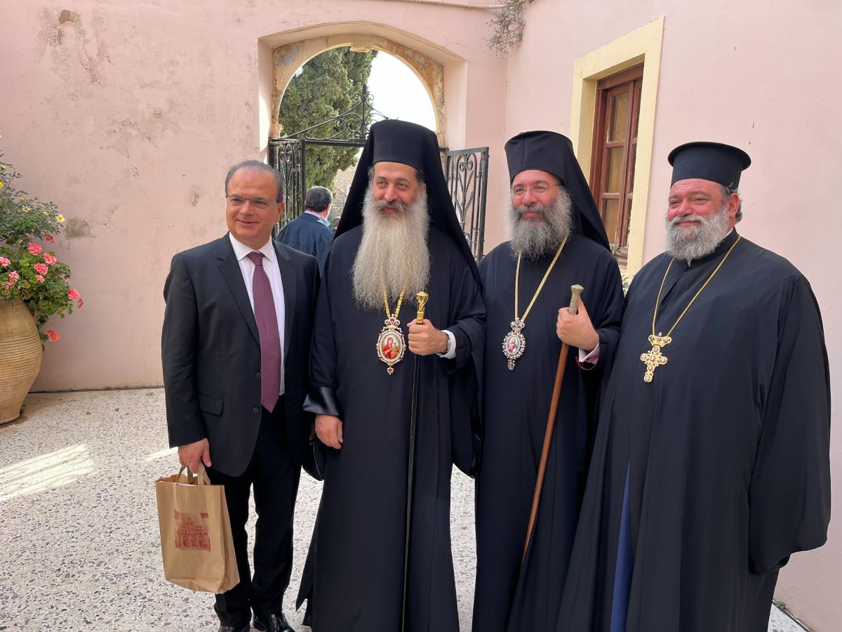 Λαμπρός ο εορτασμός για τη συμπλήρωση 157 ετών από την Αρκαδική Εθελοθυσία στη Μητρόπολη Ρεθύμνης
