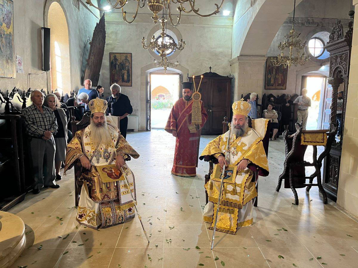 Λαμπρός ο εορτασμός για τη συμπλήρωση 157 ετών από την Αρκαδική Εθελοθυσία στη Μητρόπολη Ρεθύμνης