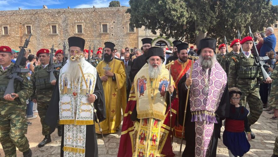 Λαμπρός ο εορτασμός για τη συμπλήρωση 157 ετών από την Αρκαδική Εθελοθυσία στη Μητρόπολη Ρεθύμνης