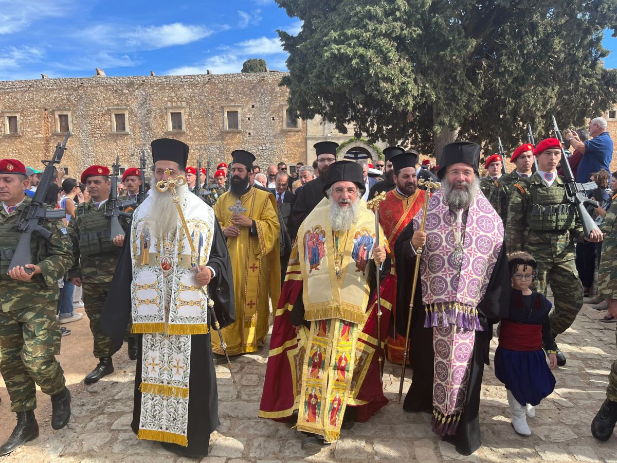 Λαμπρός ο εορτασμός για τη συμπλήρωση 157 ετών από την Αρκαδική Εθελοθυσία στη Μητρόπολη Ρεθύμνης