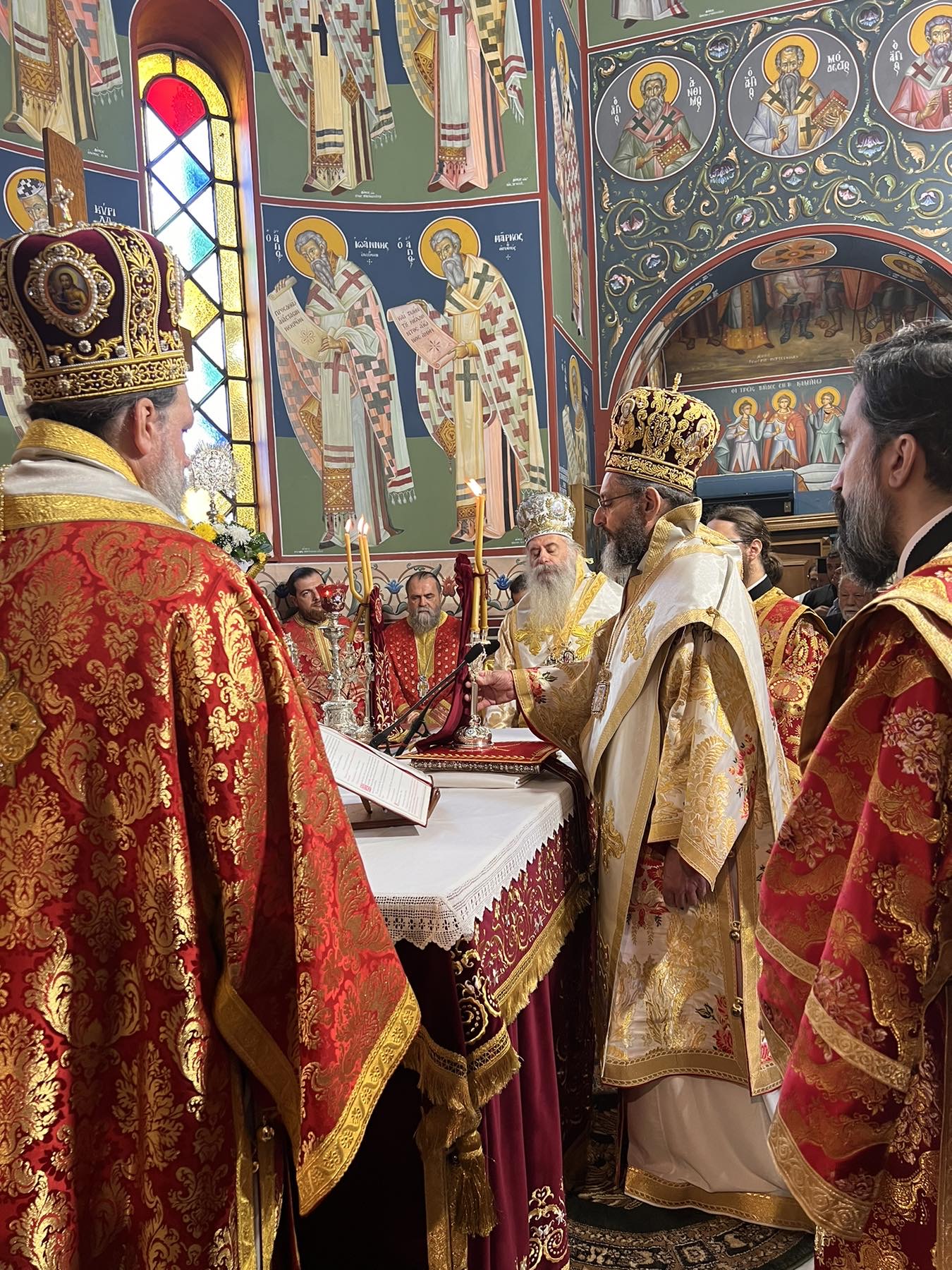 Λαμπρός ο εορτασμός του Πολιούχου της Ι.Μ. Νέας Ιωνίας Αγίου Γεωργίου του Νεαπολίτου 