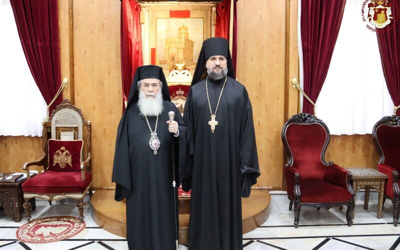 Ο νέος προϊστάμενος της Ρωσικής Αποστολής στους Αγίους Τόπους στον Πατριάρχη Θεόφιλο