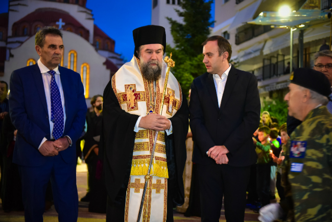 Πάνδημος υποδοχή της ιεράς εικόνος της Θεοτόκου της «Εικοσιφοινίσσης» στις Σέρρες