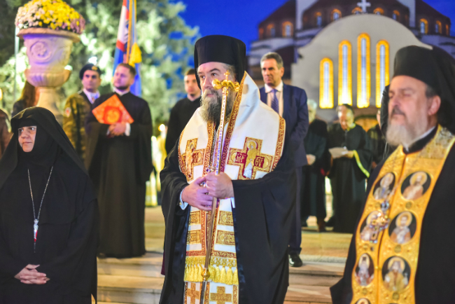 Πάνδημος υποδοχή της ιεράς εικόνος της Θεοτόκου της «Εικοσιφοινίσσης» στις Σέρρες