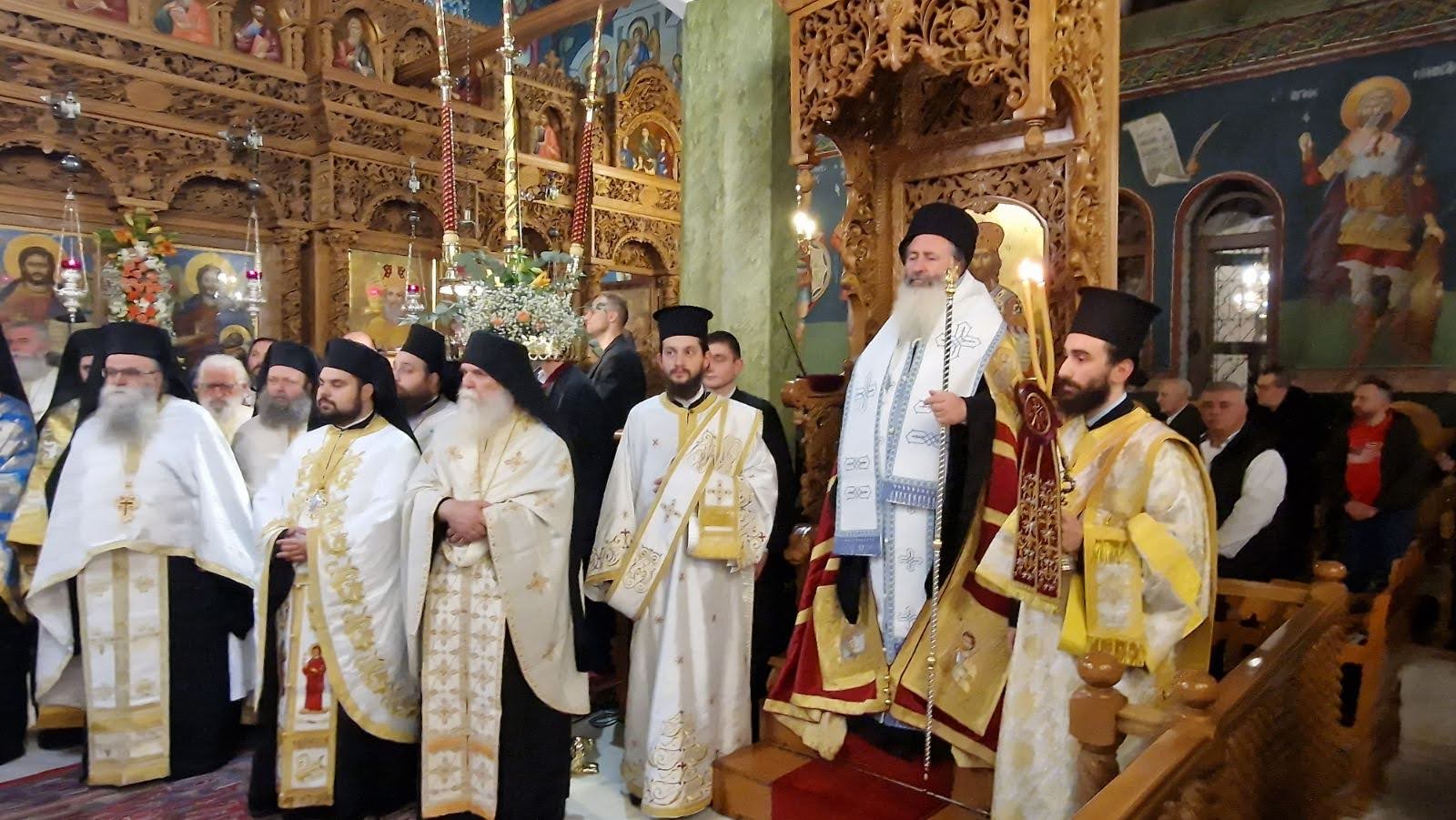 Υποδοχή της Τιμίας Κάρας του Αγίου Γρηγορίου Νεοκαισαρείας στην Ι.Μ. Εδέσσης 