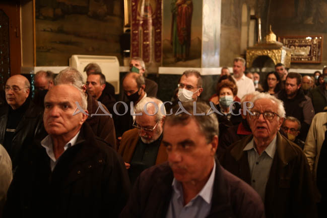 Ο Επίσκοπος Φωτικής Νεκτάριος στον πανηγυρικό εσπερινό του Αγίου Σάββα στο Αντικαρκινικό Νοσοκομείο Αθηνών (Φωτορεπορτάζ)