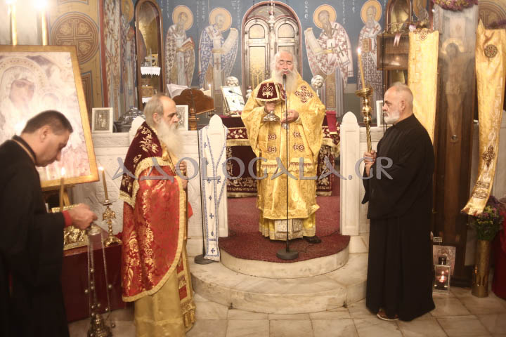 Ιερά Αγρυπνία για την εορτή του Αγίου Βασιλείου και το νέο έτος 2024 στο Γηροκομείο Αθηνών (Φωτορεπορτάζ)