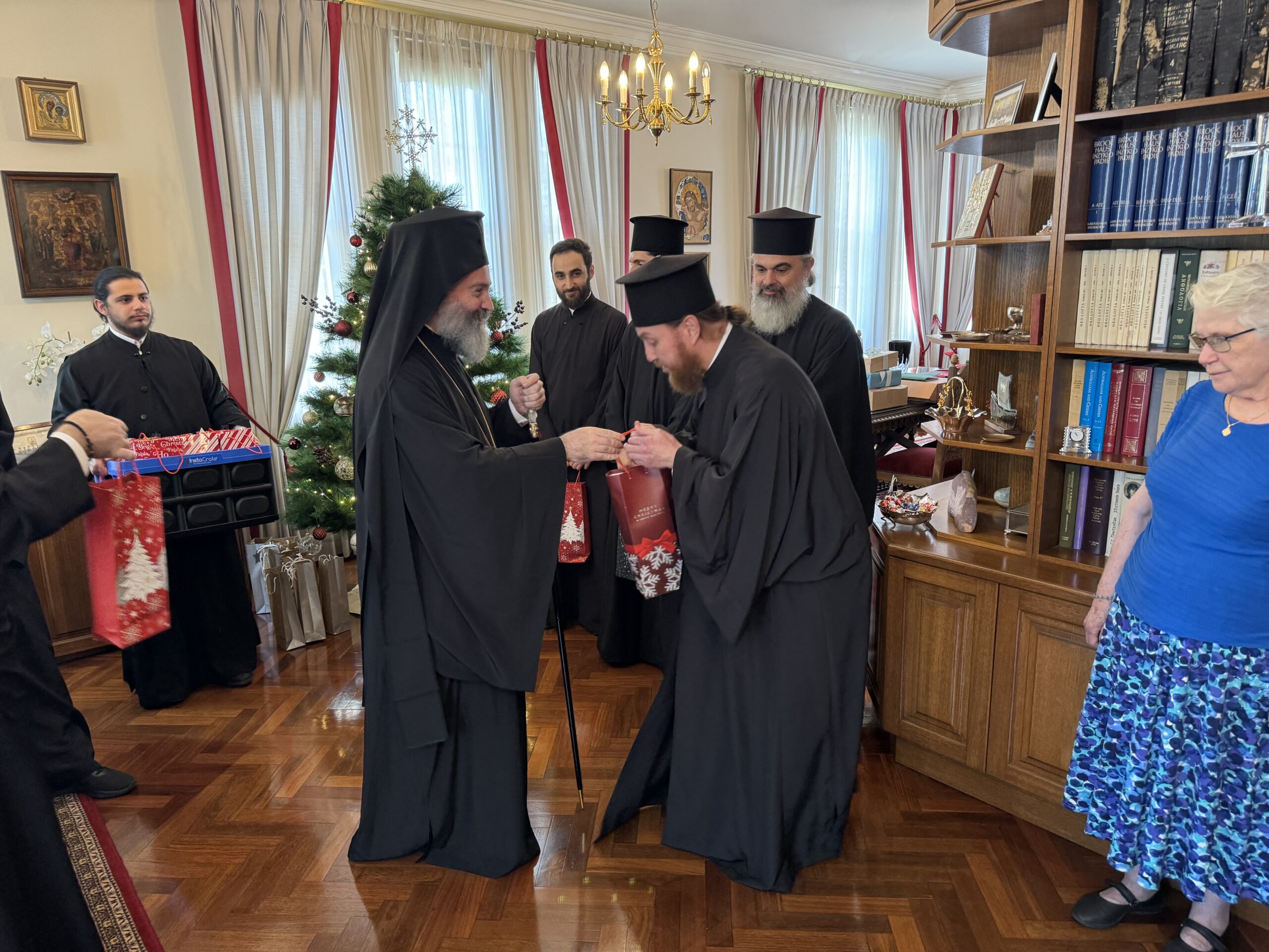 Ευγνώμονες ευχαριστίες του Αρχιεπισκόπου Αυστραλίας στο διοικητικό προσωπικό της Αρχιεπισκοπής
