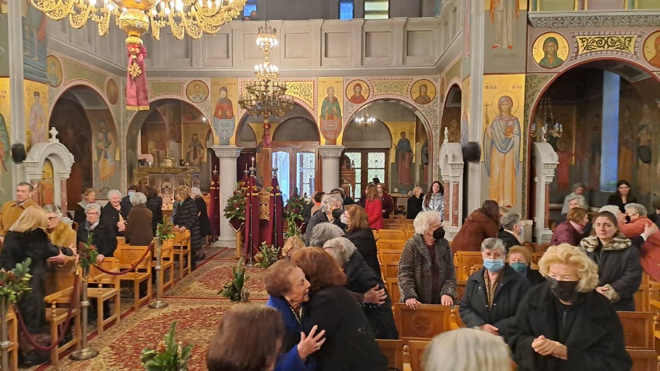Μητρόπολη Κηφισίας: Η Θεία Λειτουργία του Αγίου Ιακώβου του Αδελφοθέου στον Ι. Ν. Αγίων Αποστόλων Πέτρου & Παύλου Πεύκης