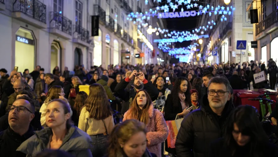 Ο παγκόσμιος πληθυσμός αυξήθηκε κατά 75 εκατομμύρια φέτος, φθάνοντας τα 8 δισεκατομμύρια την 1η Ιανουαρίου