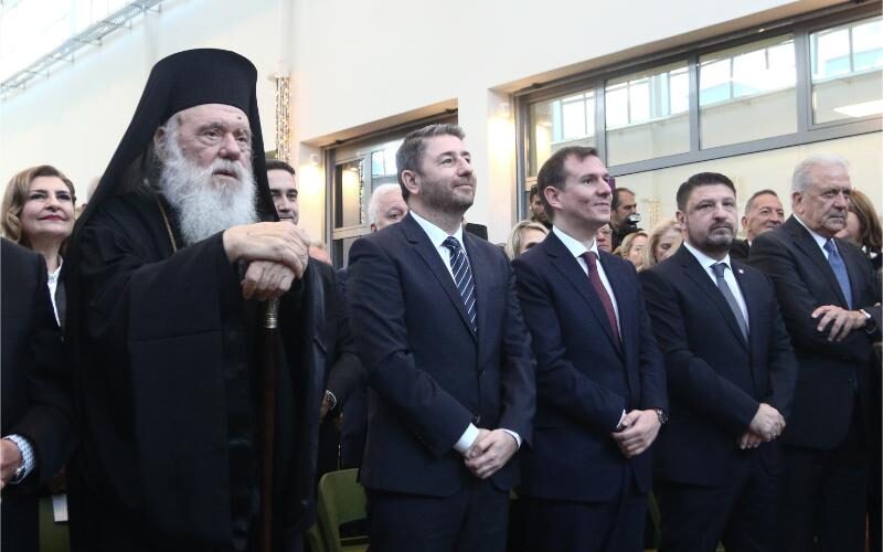 Παρουσία του Αρχιεπισκόπου Ιερωνύμου πραγματοποιήθηκε η τελετή ορκωμοσίας του Δημάρχου Αθηναίων Χάρη Δούκα