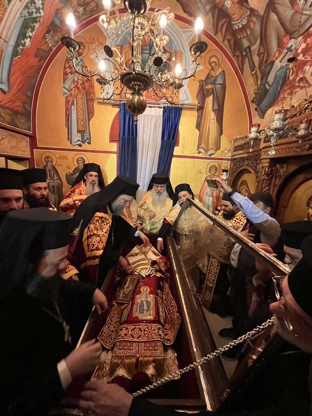 Τελετή μετακομιδής Ιερού Σκηνώματος Αγίου Ελευθερίου στη νέα Λάρνακα στη Νέα Ιωνία Αττικής