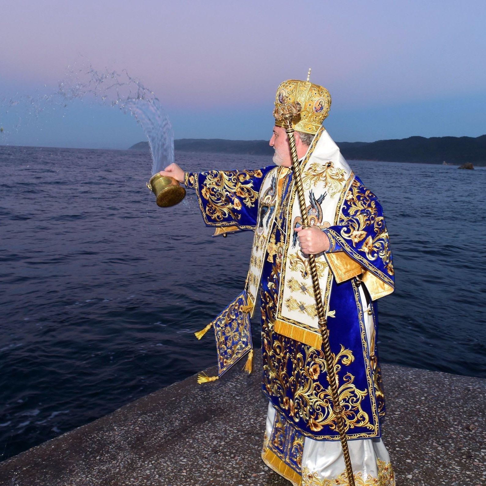 Παρουσία του Αρχιεπισκόπου Αμερικής κ.κ. Ελπιδοφόρου τα Θεοφάνεια στο Άγιον Όρος 