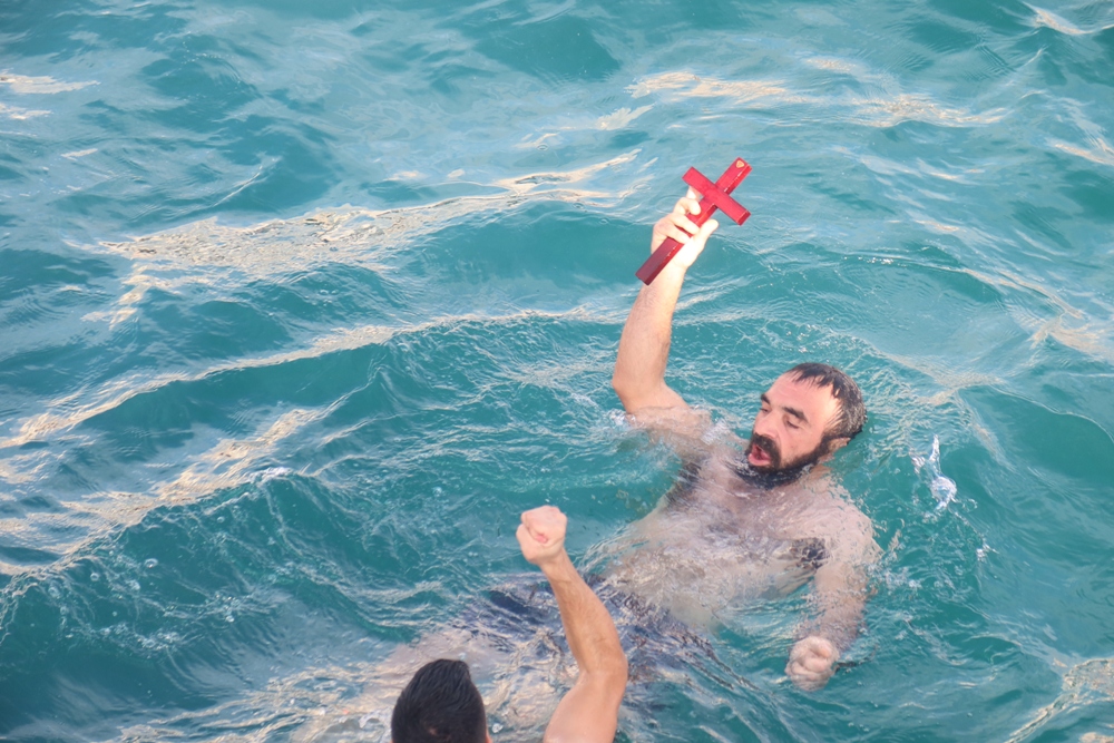 Θεοφάνεια στην Μητρόπολη Σύρου 