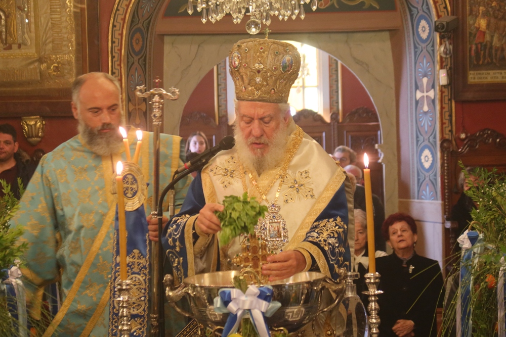 Θεοφάνεια στην Μητρόπολη Σύρου 