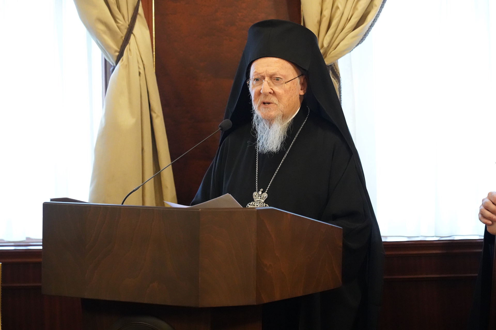 Οικουμενικός Πατριάρχης στους νέους “Αντισταθείτε στην αντικειμενοποιημένη ζωή και στην εργαλειοποίηση του ανθρωπίνου προσώπου”
