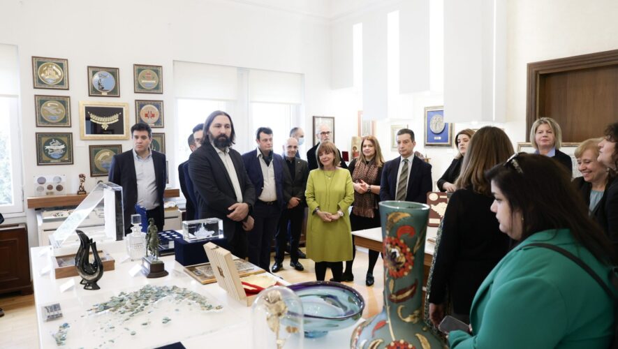 Προεδρικό Μέγαρο Ευχές για το νέο έτος με διαπιστευμένους εκπροσώπους του Τύπου αντάλλαξε η Πρόεδρος της Δημοκρατίας 2