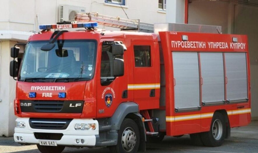 Υπεραγορά στην Αγλαντζιά καταστράφηκε ολοσχερώς από πυρκαγιά