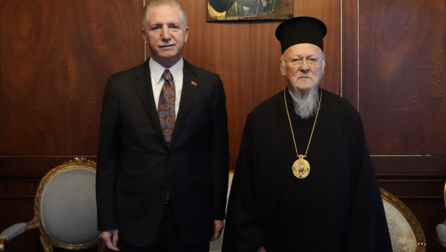 Ο Νομάρχης Κ/Πόλεως Davut Gül στον Οικουμενικό Πατριάρχη