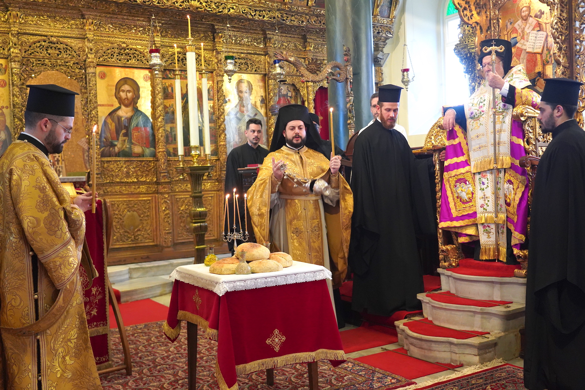 Πατριαρχική Χοροστασία για την μνήμη του Αγίου Φωτίου στην Μονή Αγίας Τριάδος Χάλκης