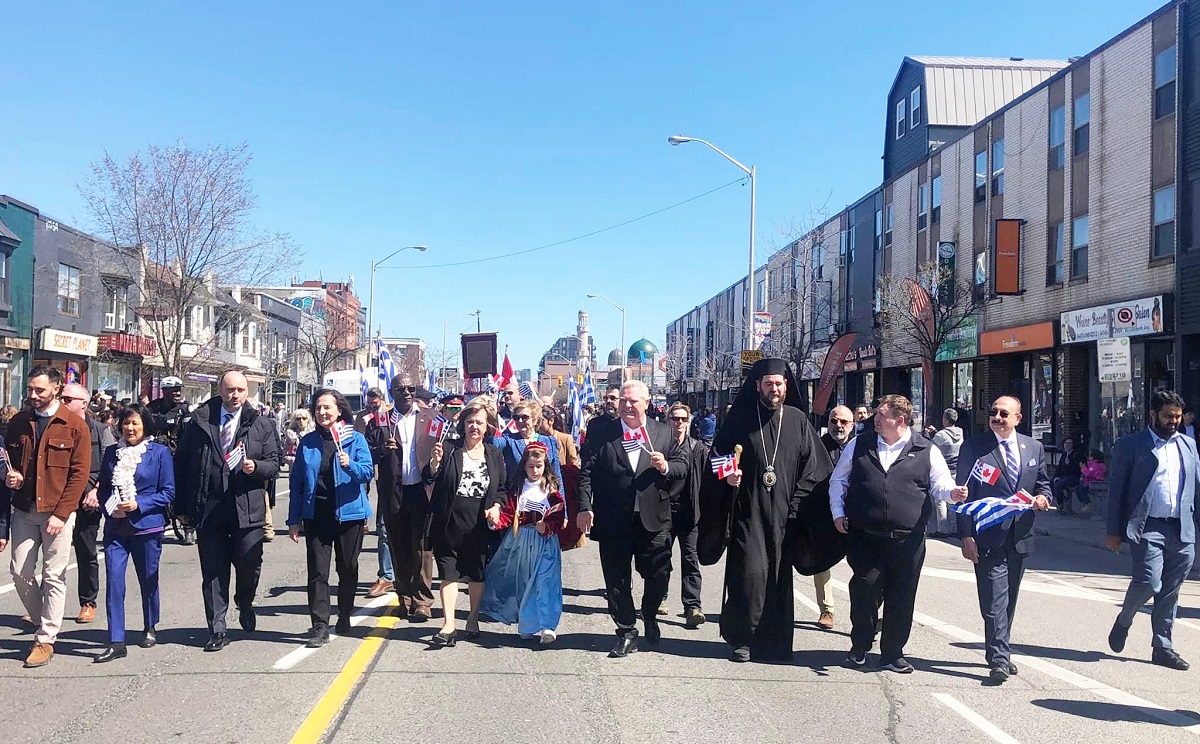 Greek-Parade-toronto-canada-hellenic-1821-omogeneia-church_